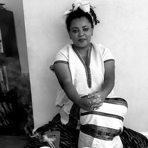 Meet your Posher, Hiwot